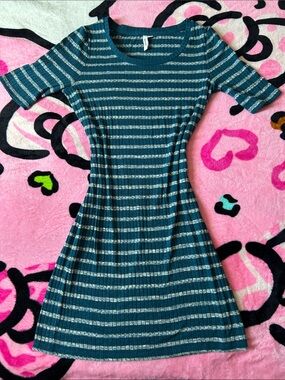 Kensie Short Sleeved Striped Midi Dress